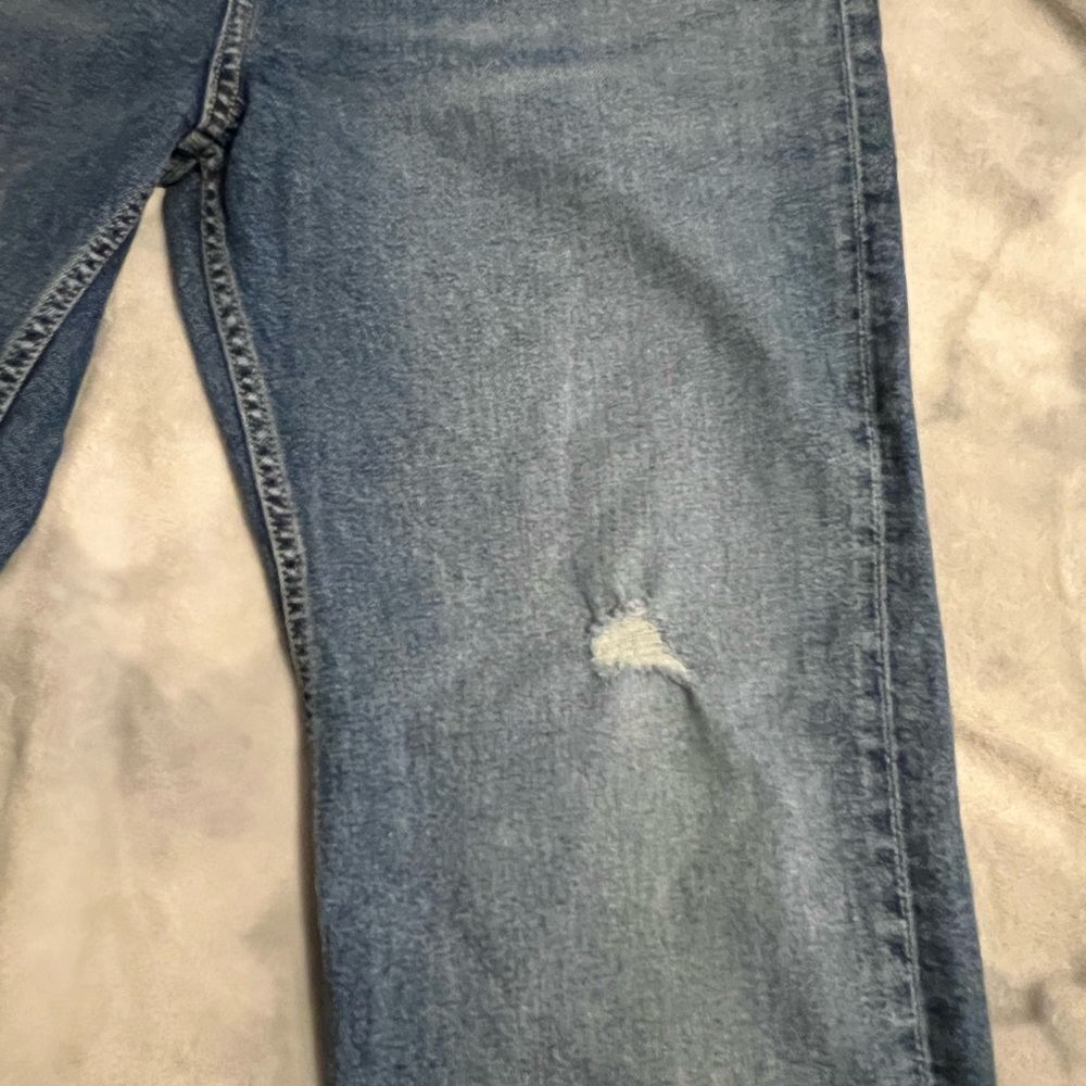 H&M Boyfriend Low Waist Mid-Wash Jean Size: 16 - Picture 7 of 9